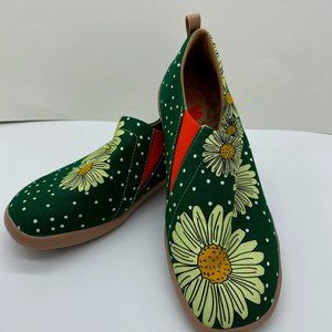 UIN Women's Fashion Floral Canvas Slip-On Ladies Shoes (Starnight Daisy) 7.5